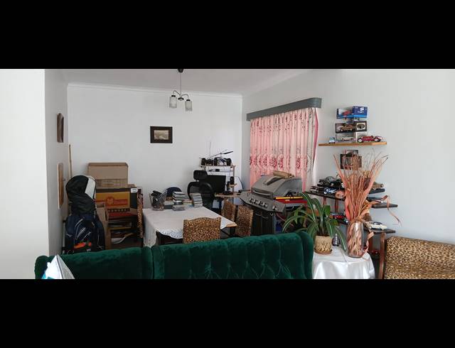 3 BEDROOM FREEHOLD FOR SALE IN PIONEER PARK